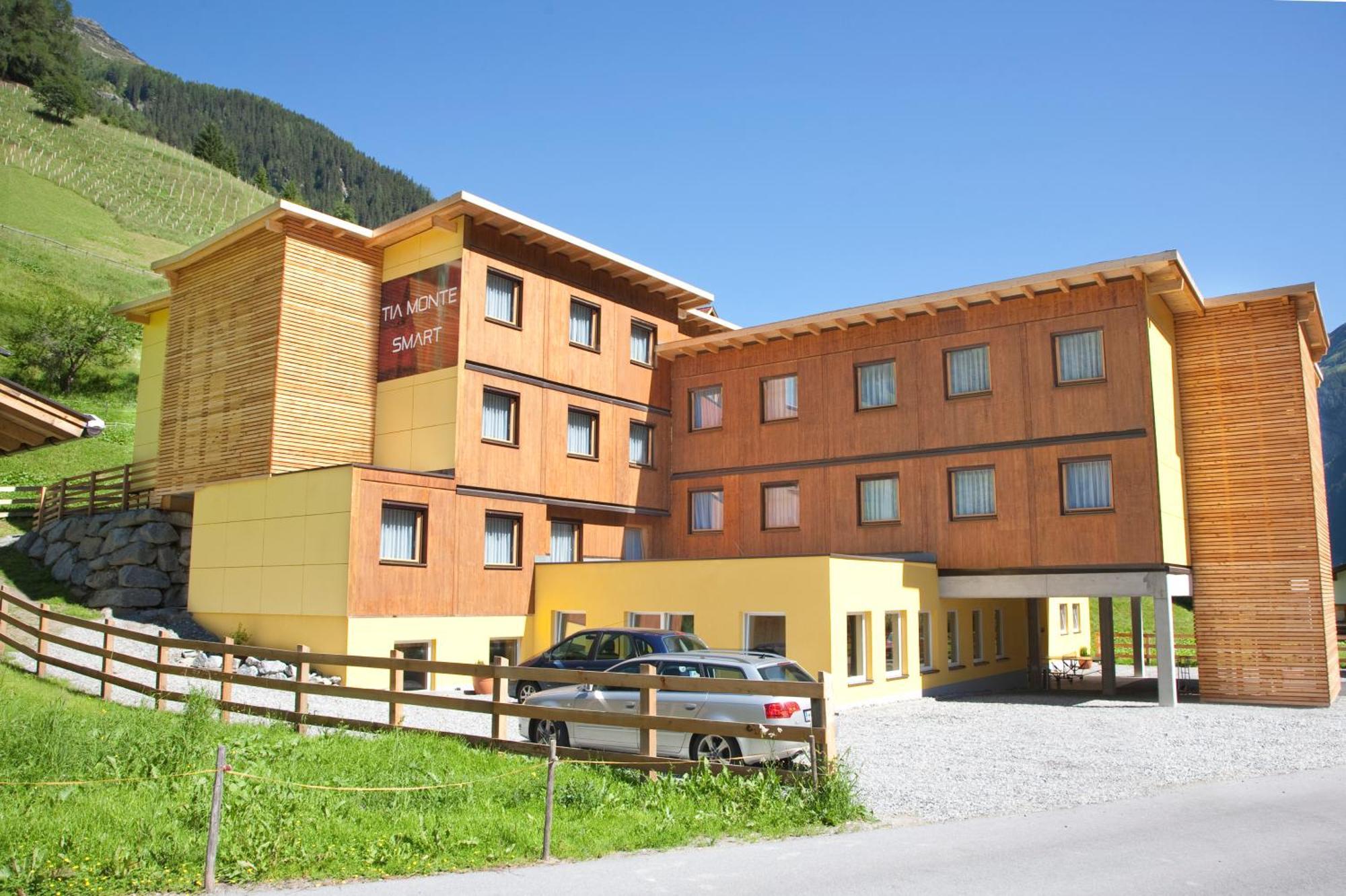 קאונרטל Hotel Tia Smart Natur מראה חיצוני תמונה